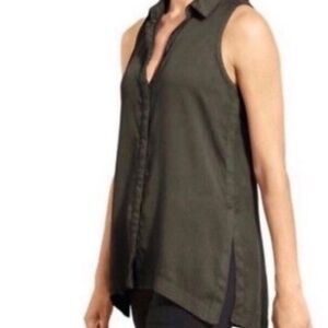 Sleeveless Women's blouse